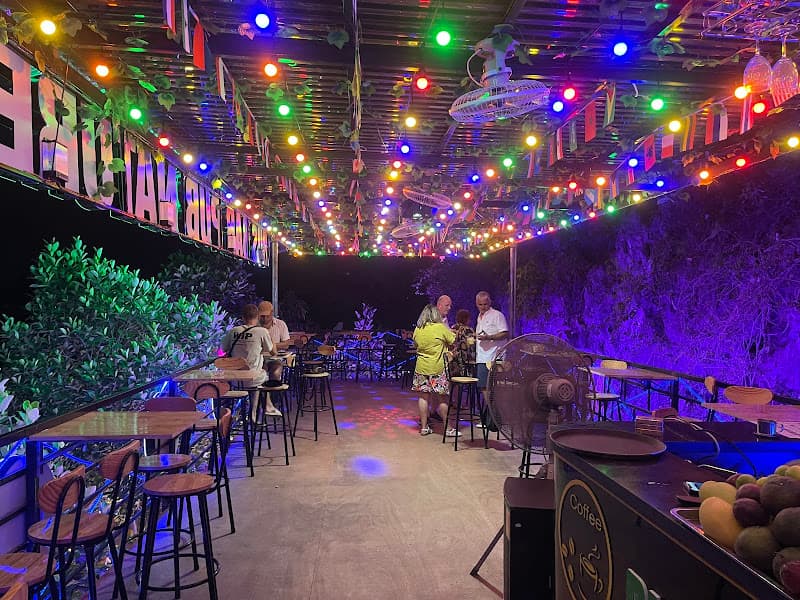 Natural fast food restaurant - bar