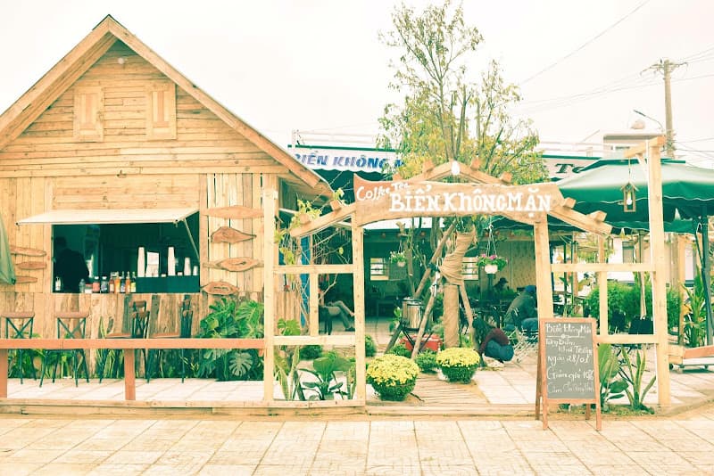 Hình ảnh Biển Không Mặn Coffee Nghĩa An - 3