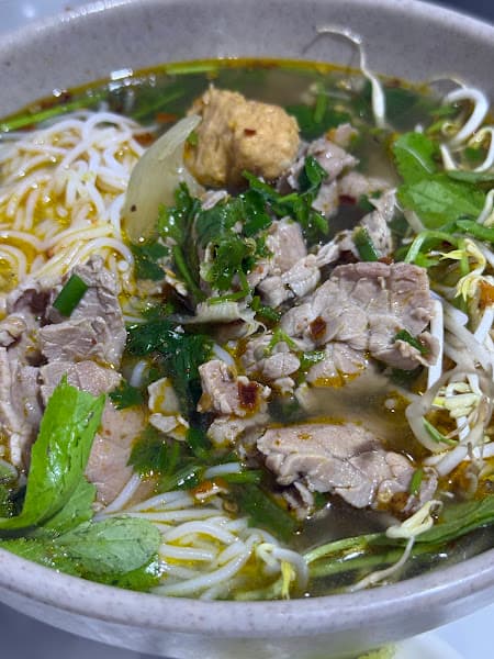 Hình ảnh Món ăn đặc sản Huế - 2