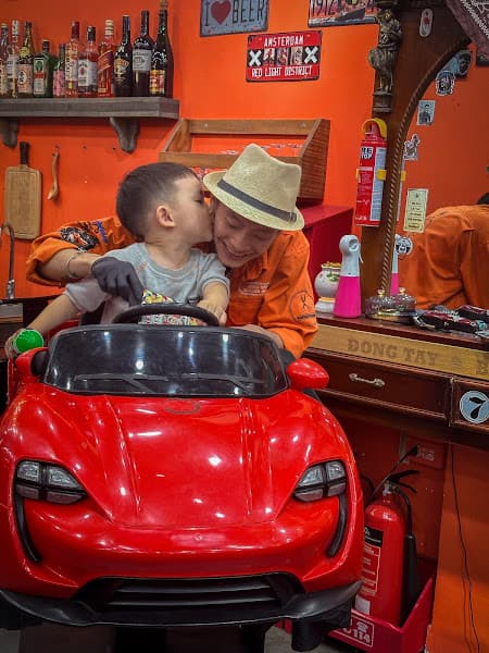 Hình ảnh Đông Tây Barbershop - 3