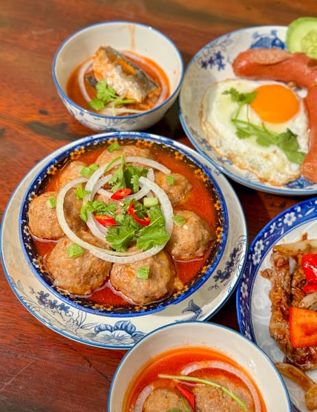 Hình ảnh Bánh mì Xíu Mại Dì Chút - 3