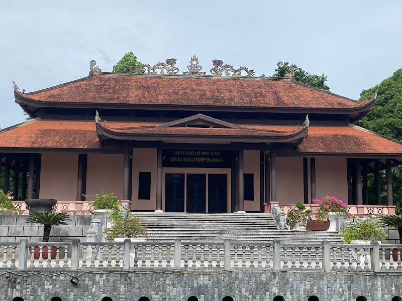 Hình ảnh Nhà tưởng niệm Chủ tịch Hồ Chí Minh - 3