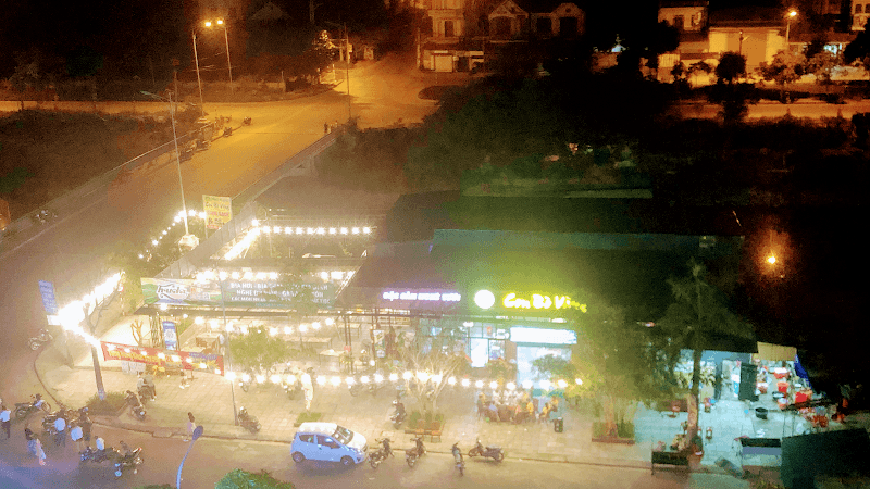 Hình ảnh Nhà hàng con bò vàng - cửa tiền - 4