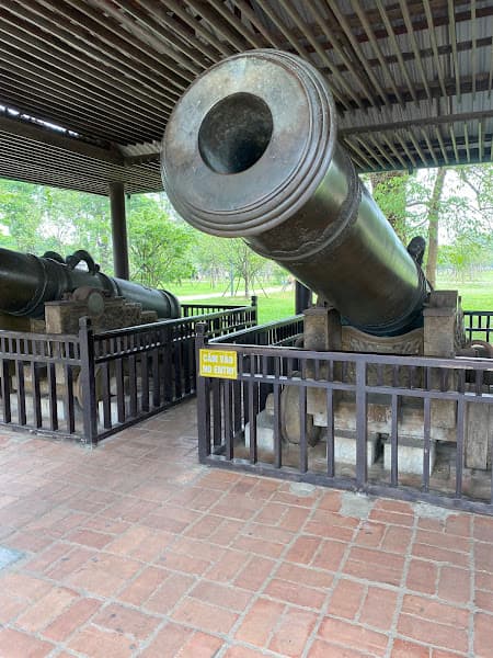 Hình ảnh Cửu vị Thần công - 2