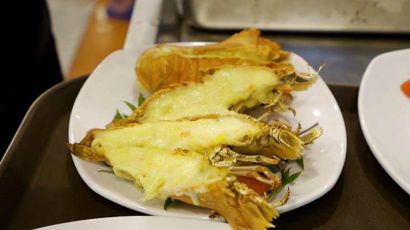 Hình ảnh Buffet Poseidon Vincom Sky Lake Phạm Hùng - 3