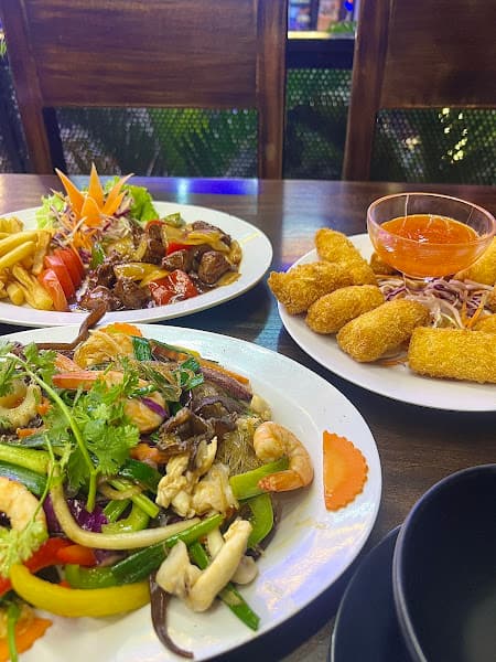 Hình ảnh Nhà Hàng Alô Dzô 100 - 2
