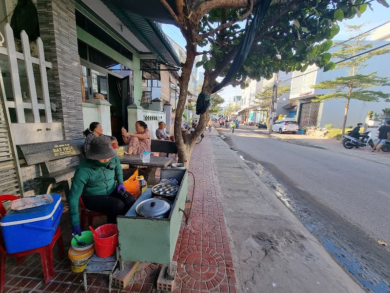 Hình ảnh Bánh căn mực - 2