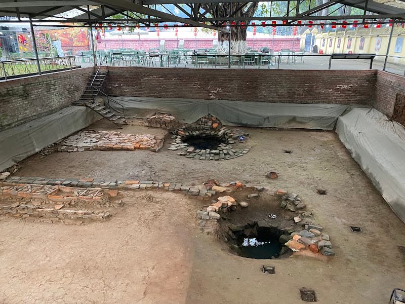 Hình ảnh Khu Khảo Cổ Hoàng Thành Thăng Long - 6