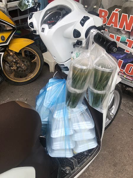 Hình ảnh Cơm Phở Tùng Lâm - 3