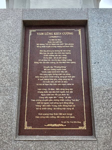 Hình ảnh Bến tàu không số Vàm Lũng - 3