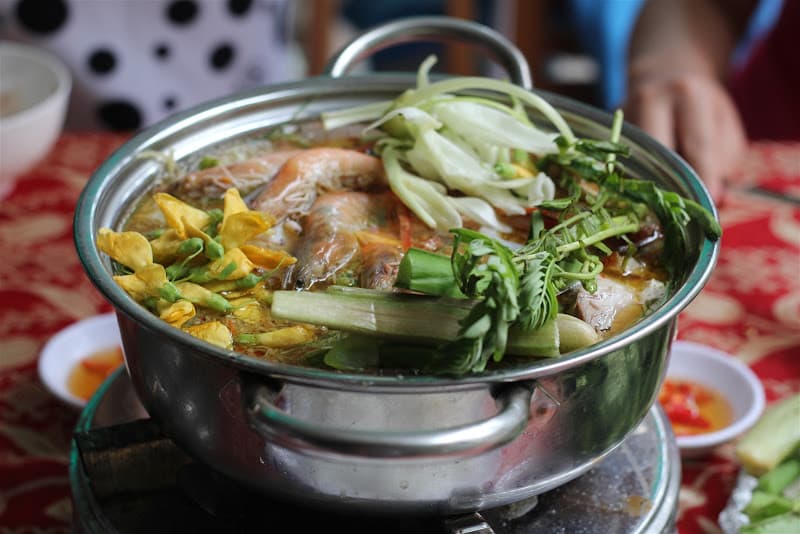 Ảnh bìa QUÁN ĂN MỘC GIA