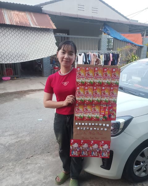 Hình ảnh Tiệm giặt sấy Cẩm Thuý - 4