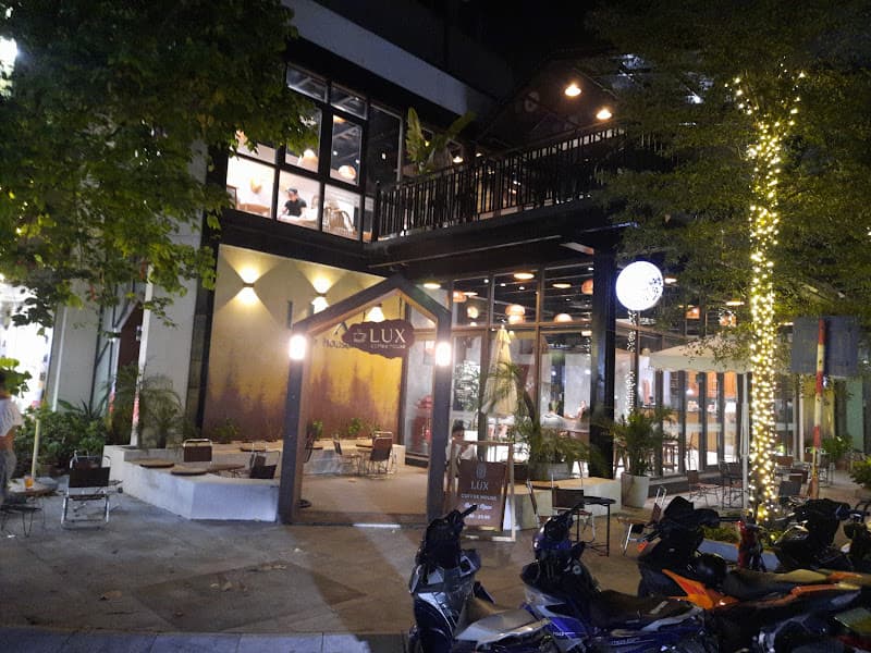 Hình ảnh LUX Coffee house - 3
