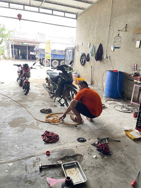 Hình ảnh Tiệm Sửa Xe Máy HẢI TRANG (phục vụ 24/24) - 5
