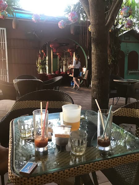 Hình ảnh Cafe Góc Phố - 3
