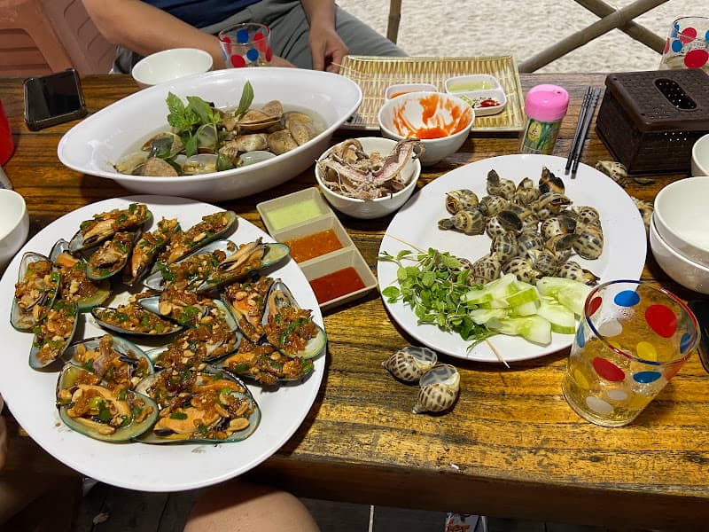 Hình ảnh Nhà Hàng Hải Sản Hoàng Nhi Quán - hải sản tươi sống chất lượng giá bình dân tại Lăng Cô - 4