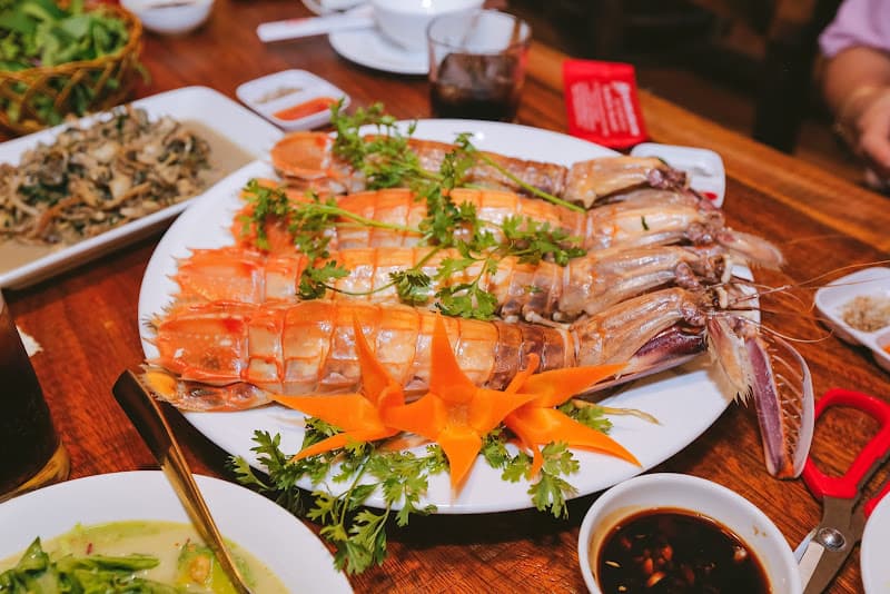 Hình ảnh Nhà hàng Hồng Minh - nhà hàng hải sản hạ long - 4