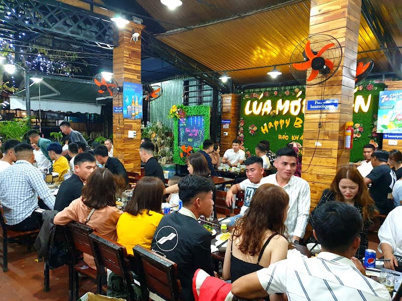 Hình ảnh Đặc sản gà nhà, má hàm nướng muối ớt_Lúa Mới Quán - 3