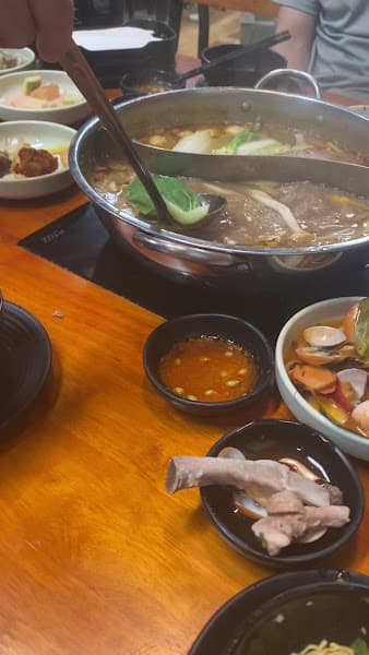 Hình ảnh Lẩu Wang - Vua Buffet Lẩu - Số 51A Hồ Tùng Mậu - 2