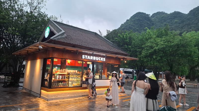 Hình ảnh Starbucks Tràng An - 3