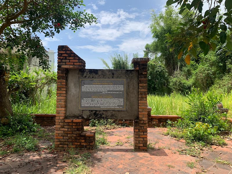 Thành cổ Châu Sa