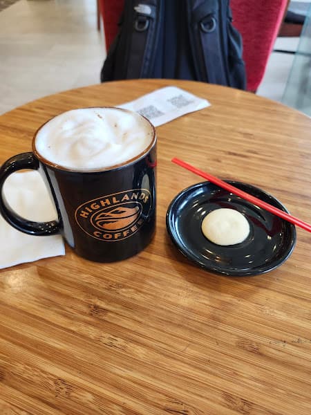 Hình ảnh Highlands Coffee 203 Ong Ich Khiem DN - 2