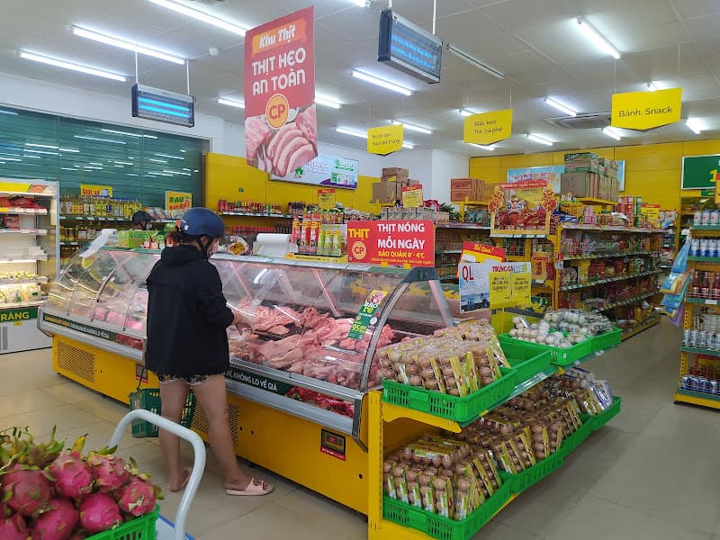 Hình ảnh Siêu thị Bách hoá XANH Nguyễn Văn Quá - 2