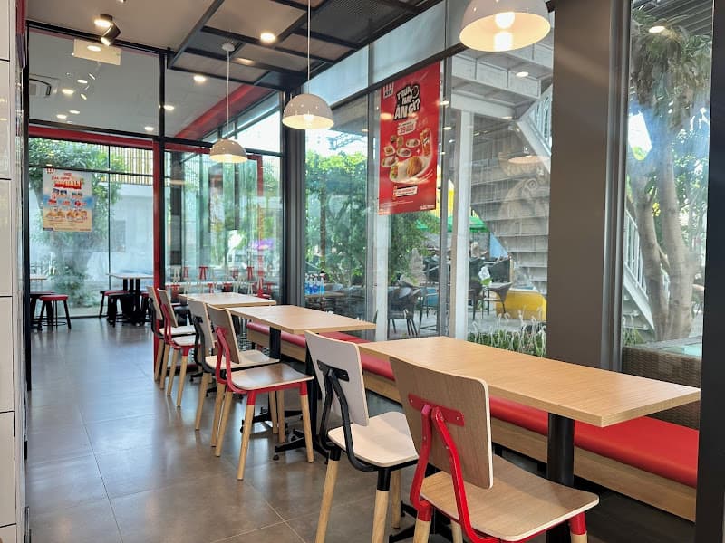 Hình ảnh KFC Ninh Hoà - 3