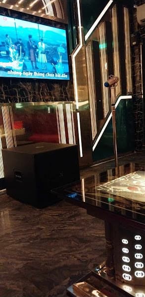 Hình ảnh Gia Đinh Subin Karaoke - Lẩu Tô Subin - 3