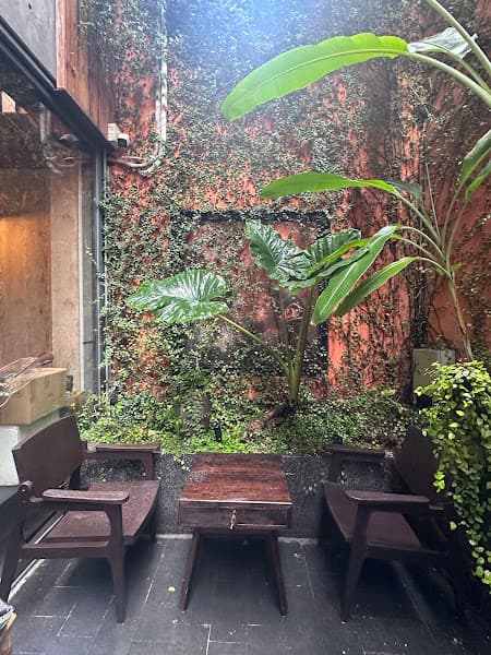 Ảnh bìa Thân coffee