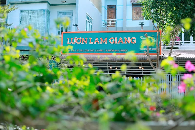 Hình ảnh LƯƠN LAM GIANG - 5