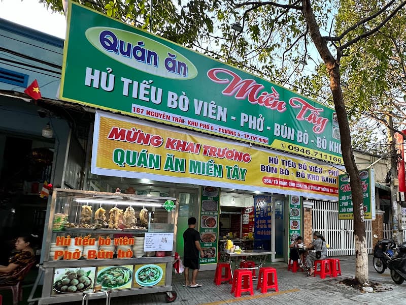 Ảnh bìa Quán Phở Miền Tây