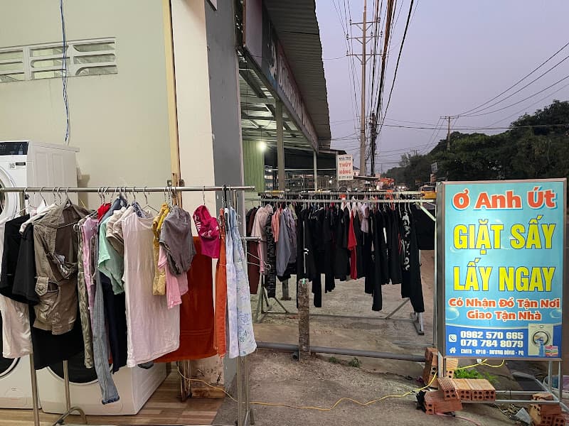 Hình ảnh Giặt Sấy Anh Út laundry - 3