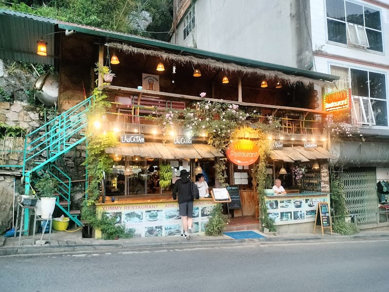 Hình ảnh Yummy Restaurant - 2