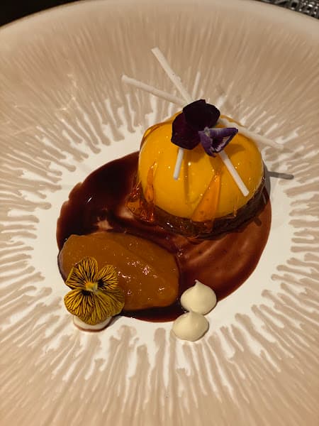 Hình ảnh Reflections Restaurant - 2