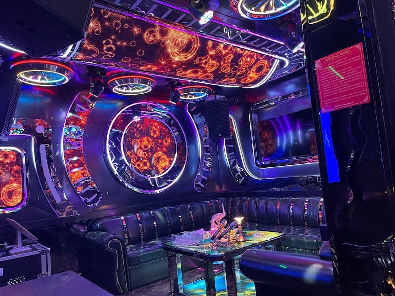 Hình ảnh Karaoke Venus_Giang Biên - 3