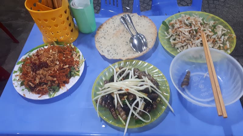 Hình ảnh Quán ăn vặt Lan và Điệp - 3