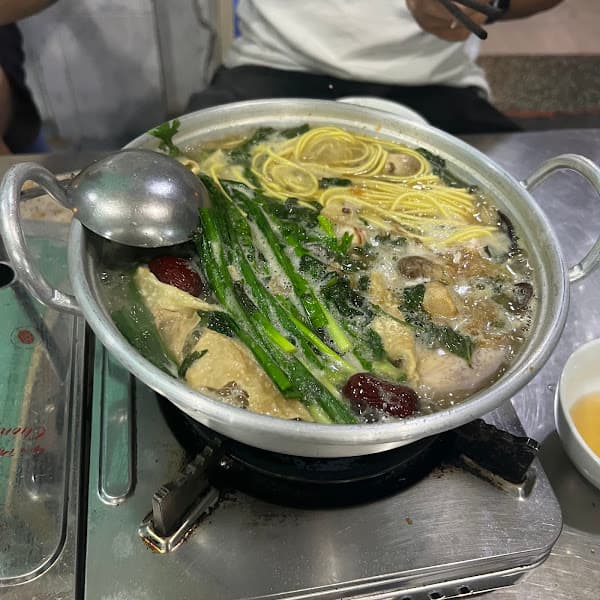 Hình ảnh Lẩu dê Trương Định. - 3