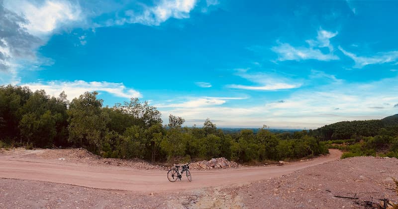 Hình ảnh Di Tích Lịch Sử Dốc Ông Ầm - 3