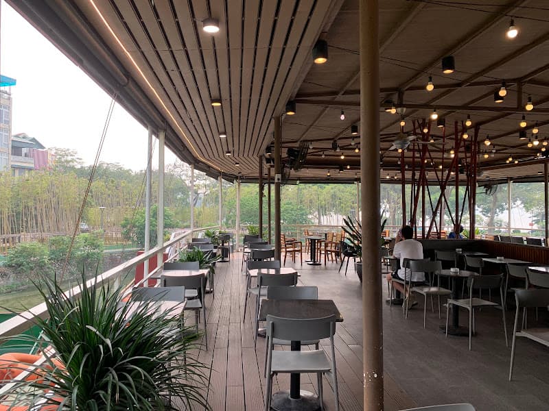 Hình ảnh Highlands Coffee Du Thuyền Hồ Trúc Bạch - 3