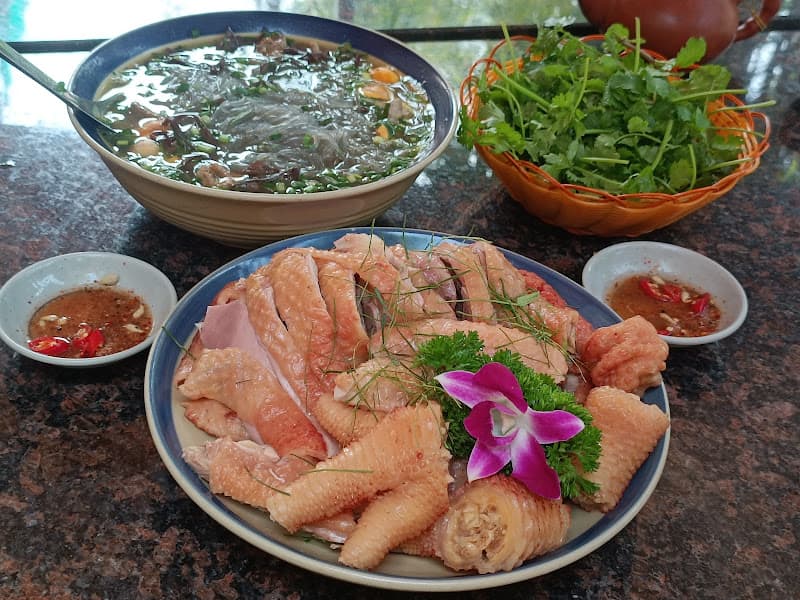 Hình ảnh Gà Già Hùng Thúy 2 - 2