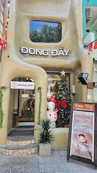 Ảnh bìa Coffee - Bánh Mì Đong Đầy