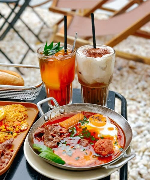 Hình ảnh Tiệm Lẩu Nướng & Cà Phê RY (bánh căn Nha Trang 25K - bánh mì chảo Nha Trang 25K - mì trộn - lẩu nướng 59K) - 2