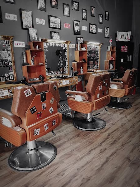 Hình ảnh HT BARBER SHOP - 2