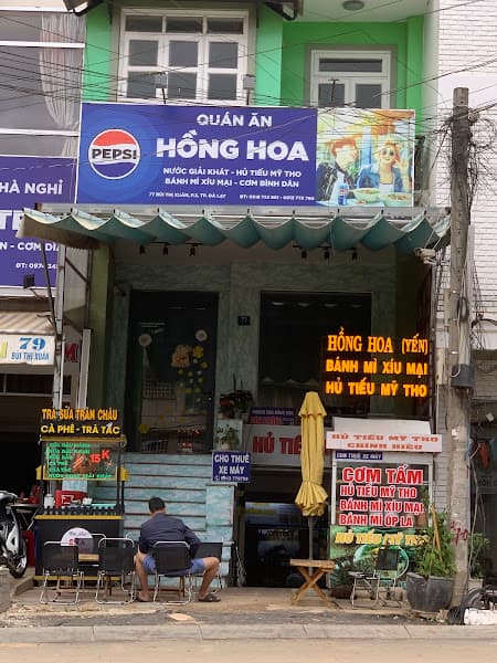 Bánh Mì xíu mại Hồng hoa ( Yến)