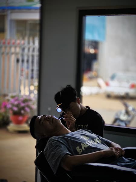 Hình ảnh H BARBER SHOP(tiệm cắt tóc) - 4