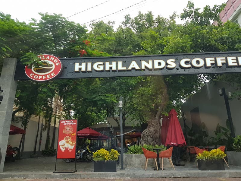 Ảnh bìa HIGHLANDS COFFEE Trần Hưng Đạo