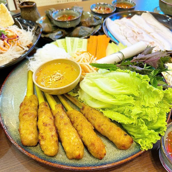 Hình ảnh Dinh Ẩm thực dân dã vùng miền - 5