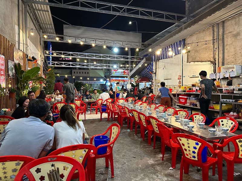 Tý Ốc Phố Đêm