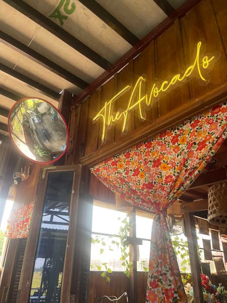 Ảnh bìa Tiệm cà phê Trái Bơ